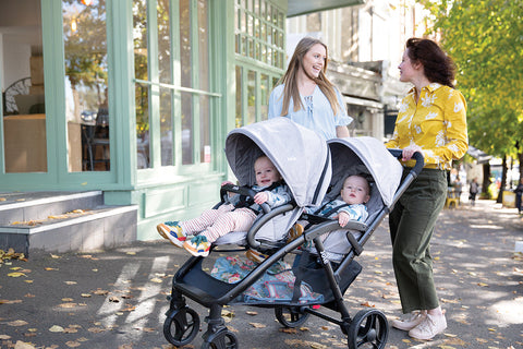 Coche doble: para mellizos o dos niños, cómo elegir