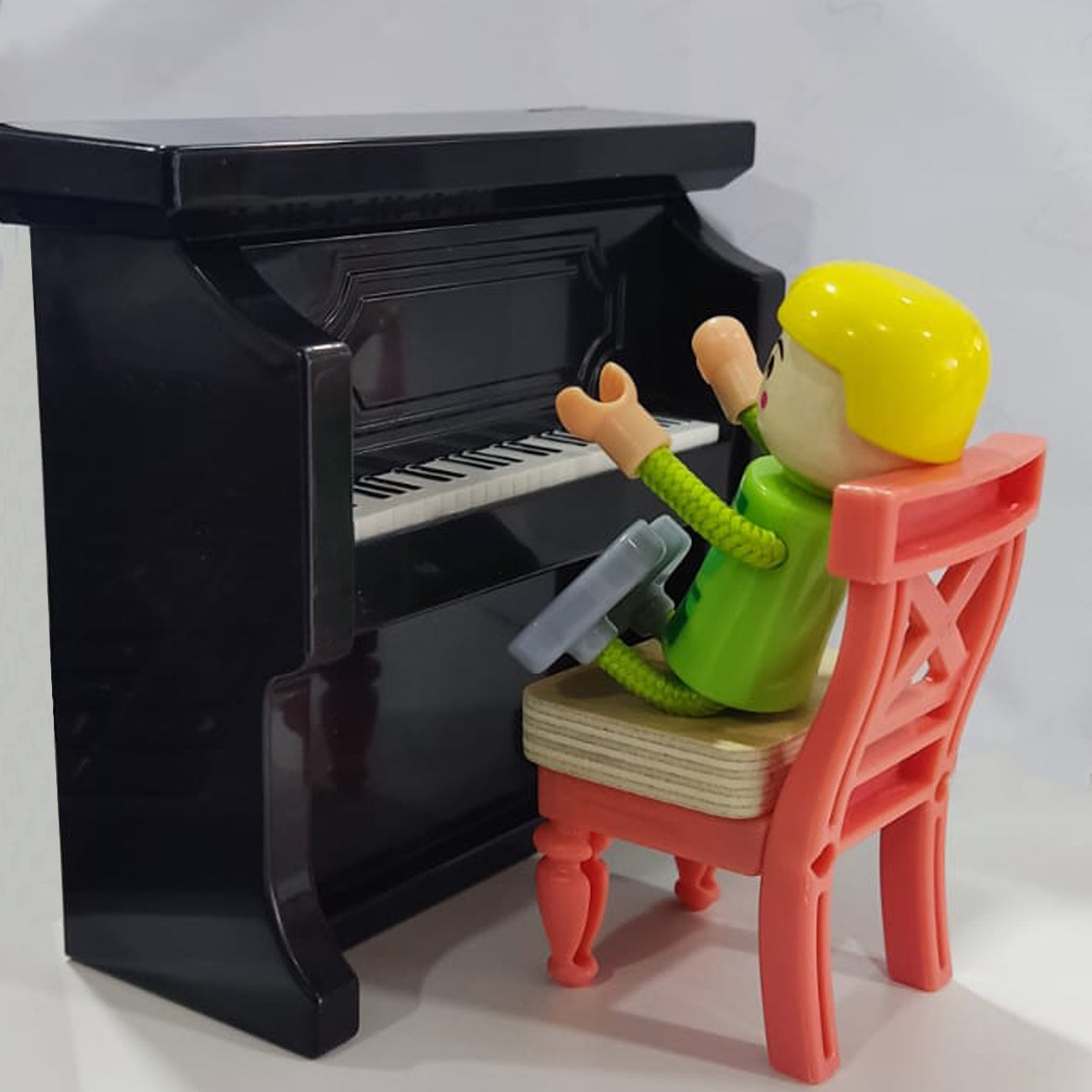 Casa de Muñecas + Muebles Madera Montessori  Bella