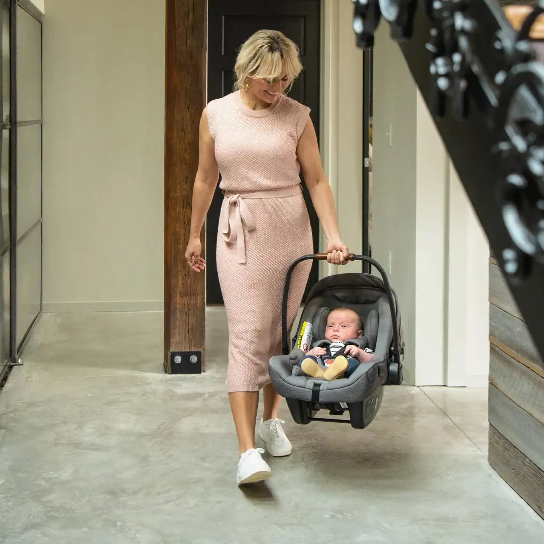 Silla de Auto Pipa Next Caviar Nuna