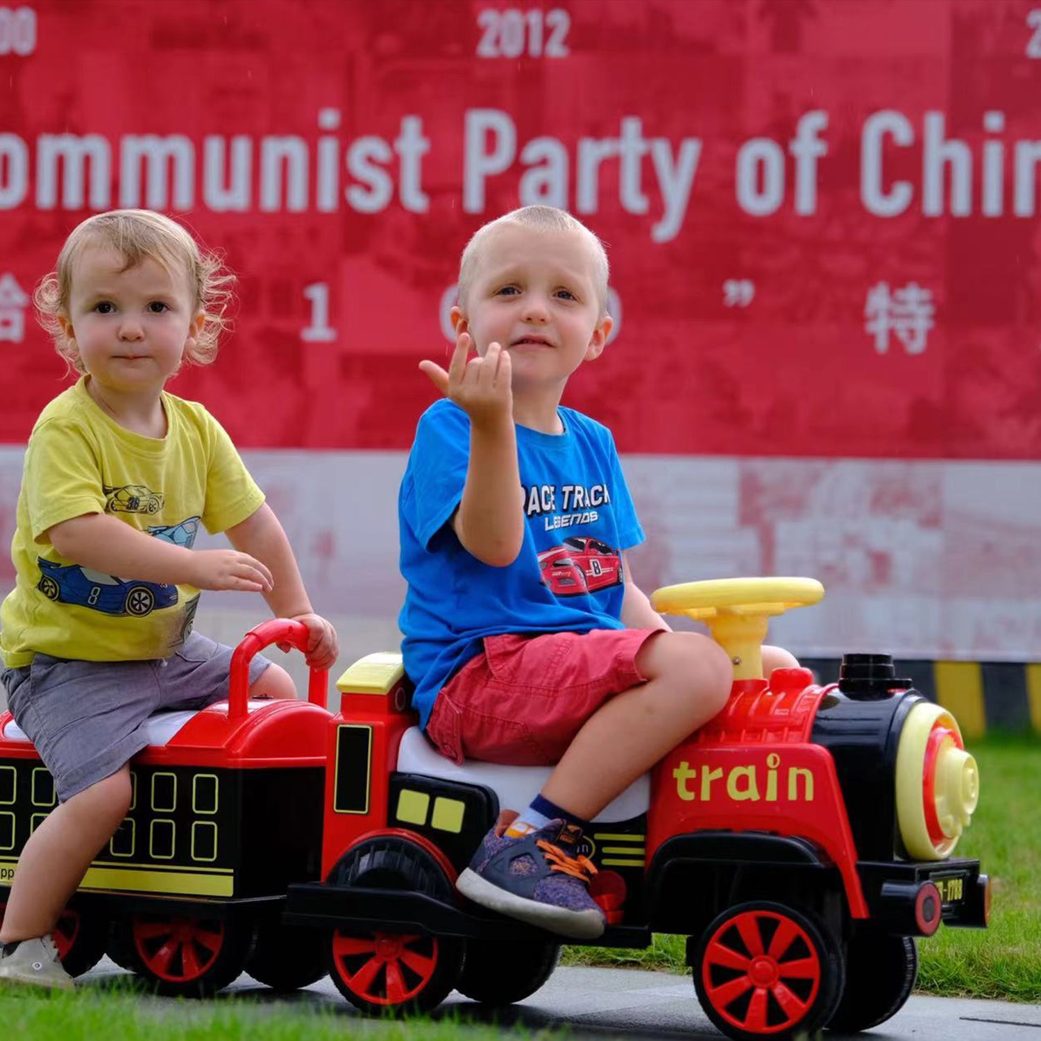 Tren Ferrocarril Rojo