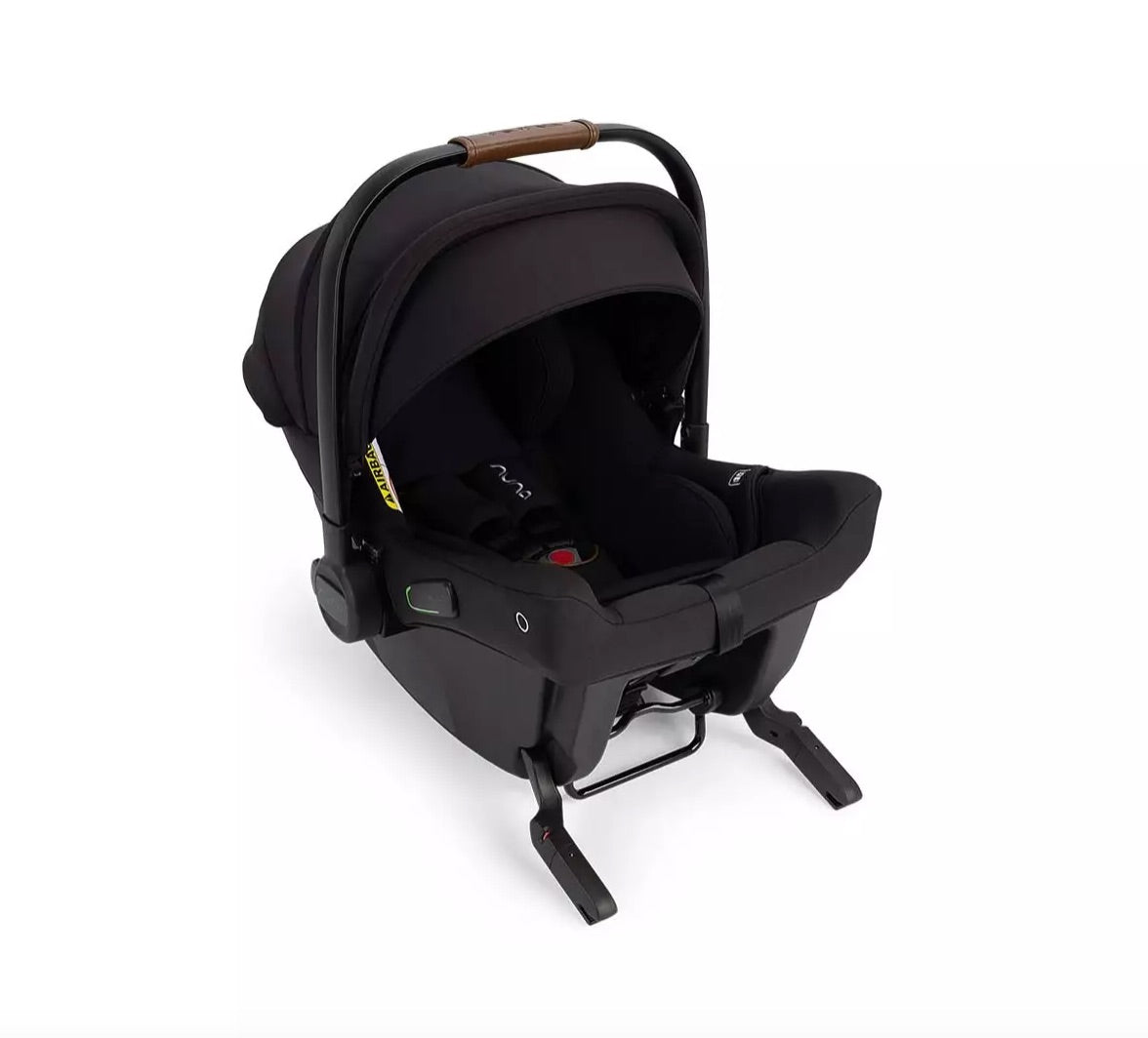 Silla de Auto New Pipa Urbn Caviar
