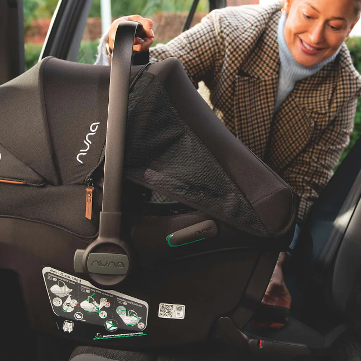 Silla de Auto New Pipa Urbn Caviar